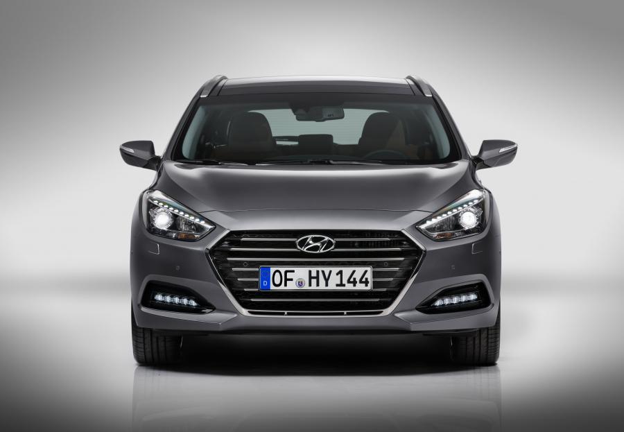  Hyundai i40 Wagon 2015 года  (фото 23 из 30)
